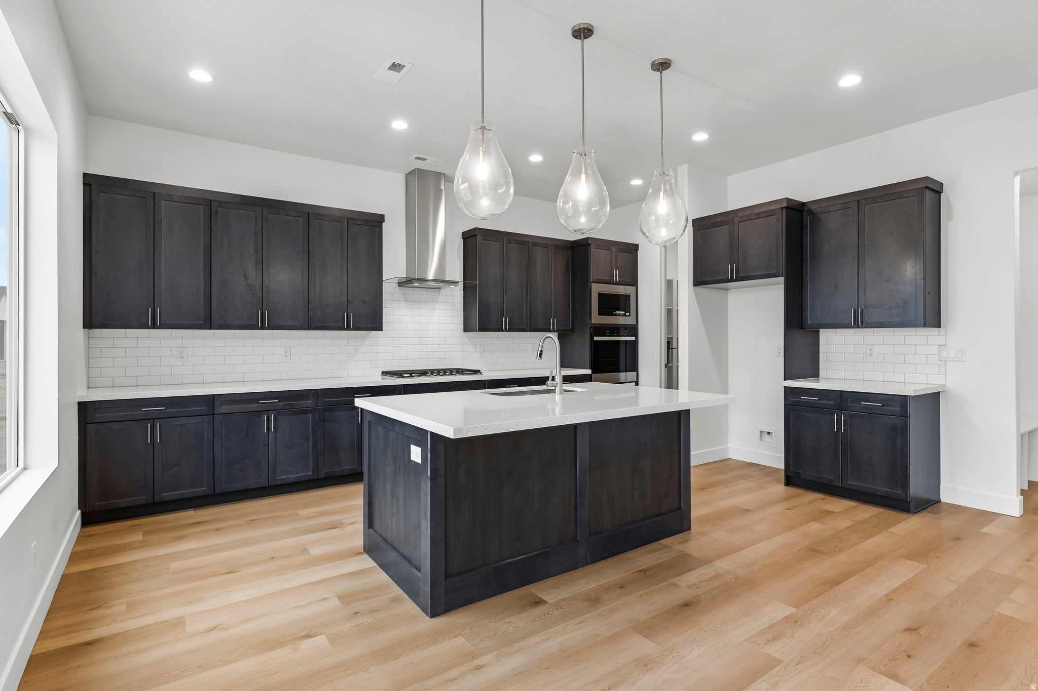 BRISTOL FARMS - Residential