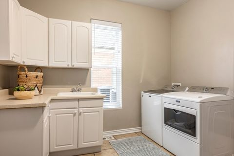Tiny photo for 222 N 200 W, Salt Lake City, UT 84103 (MLS # 2142096)