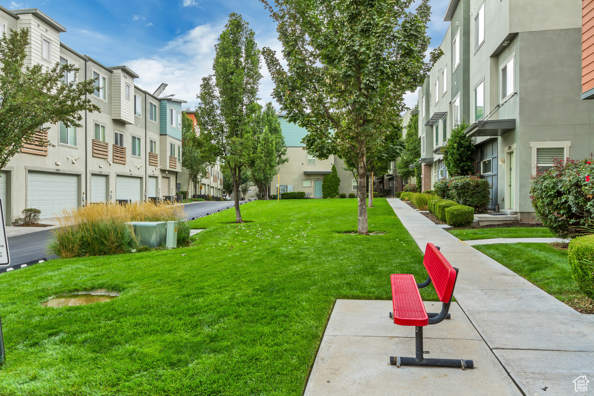 SUMMERLANE - Residential
