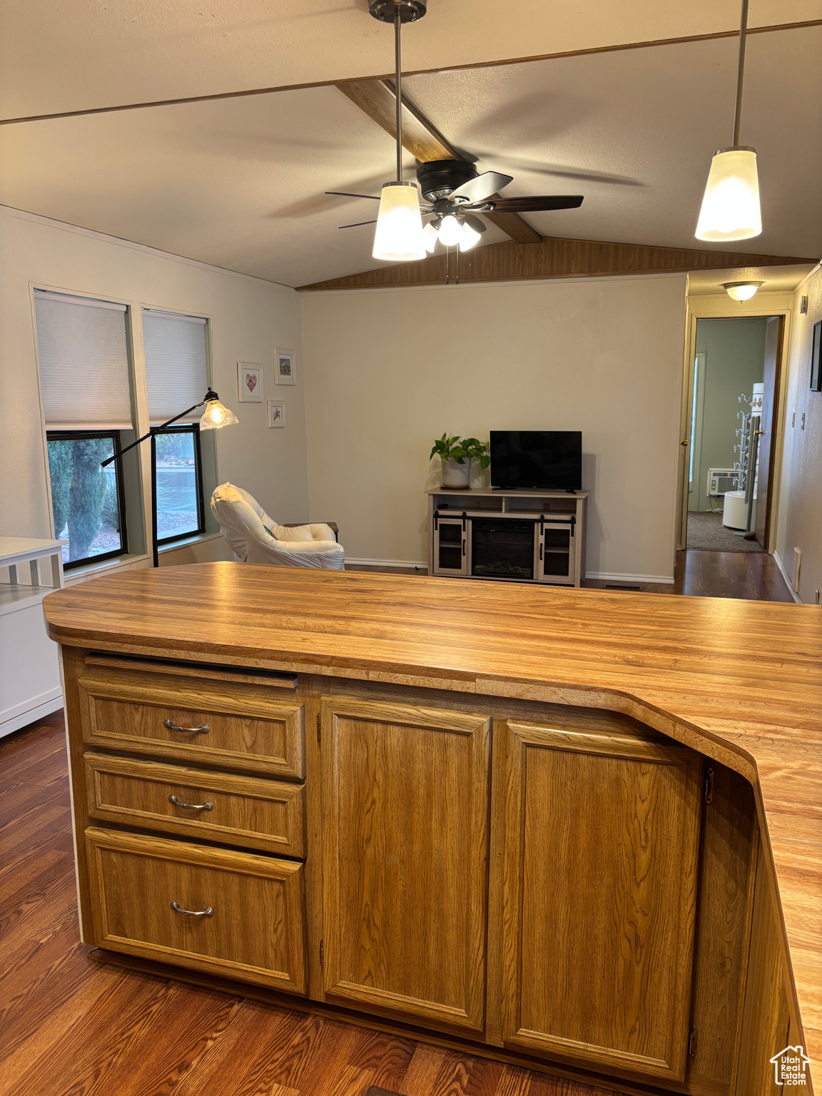 PARADISE PALMS - Residential