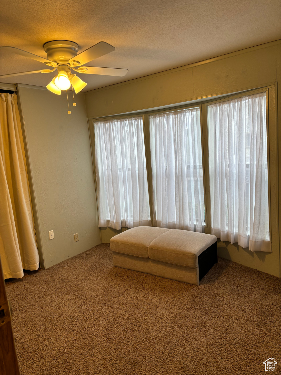 PARADISE PALMS - Residential
