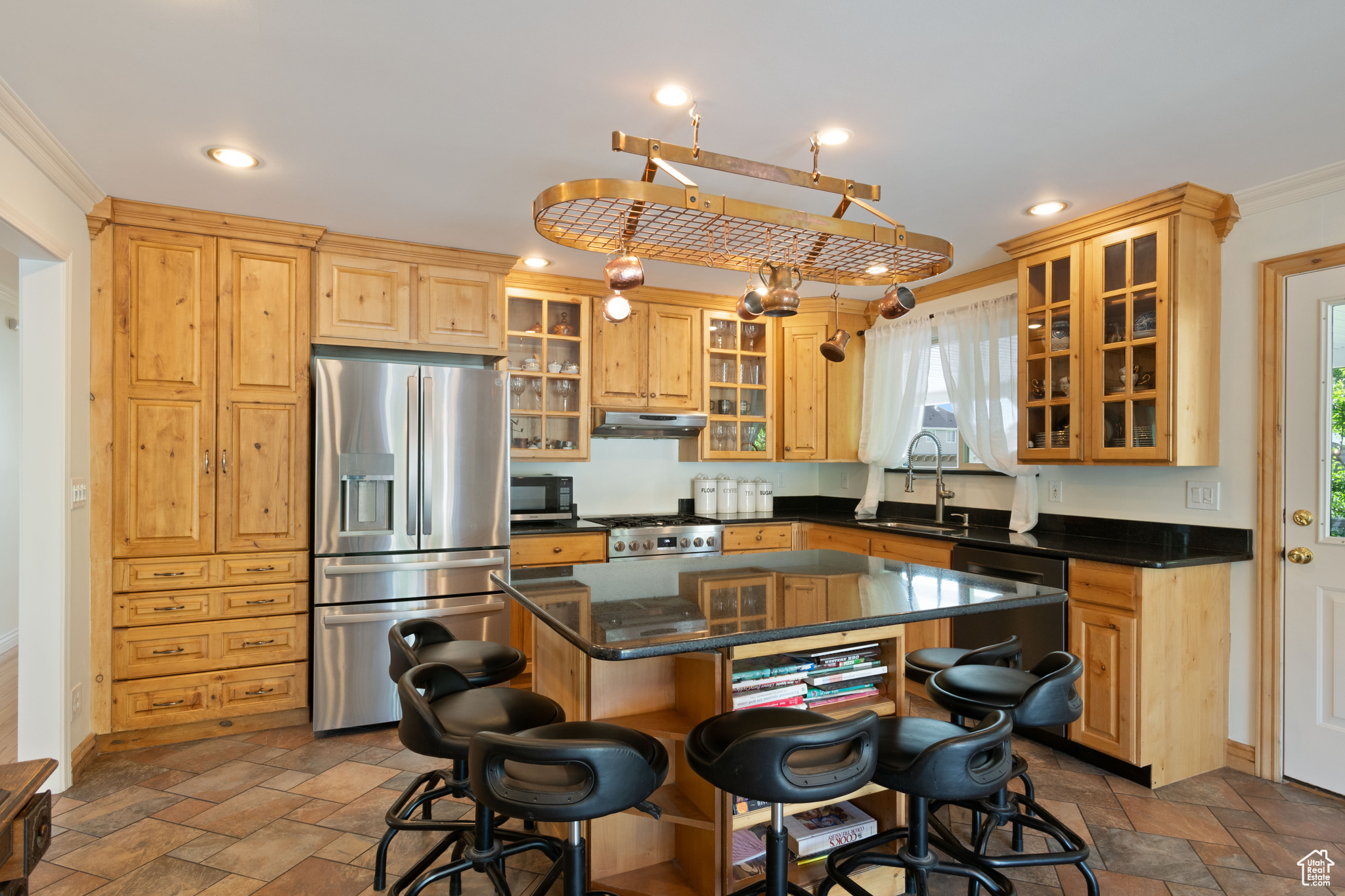 1749 E Crescent Dr, Sandy, Utah image 8