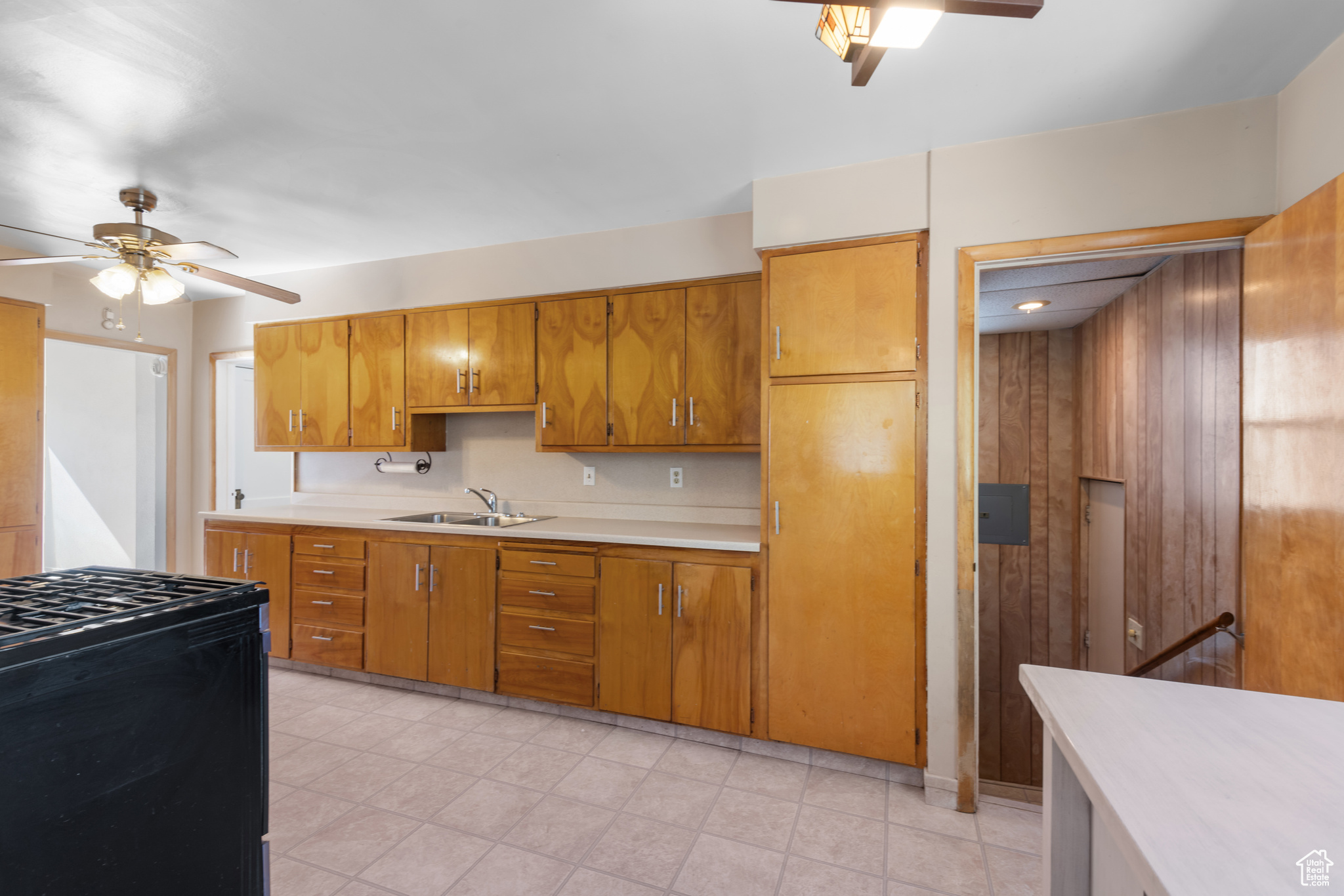 INTERNATIONAL SUB - Residential