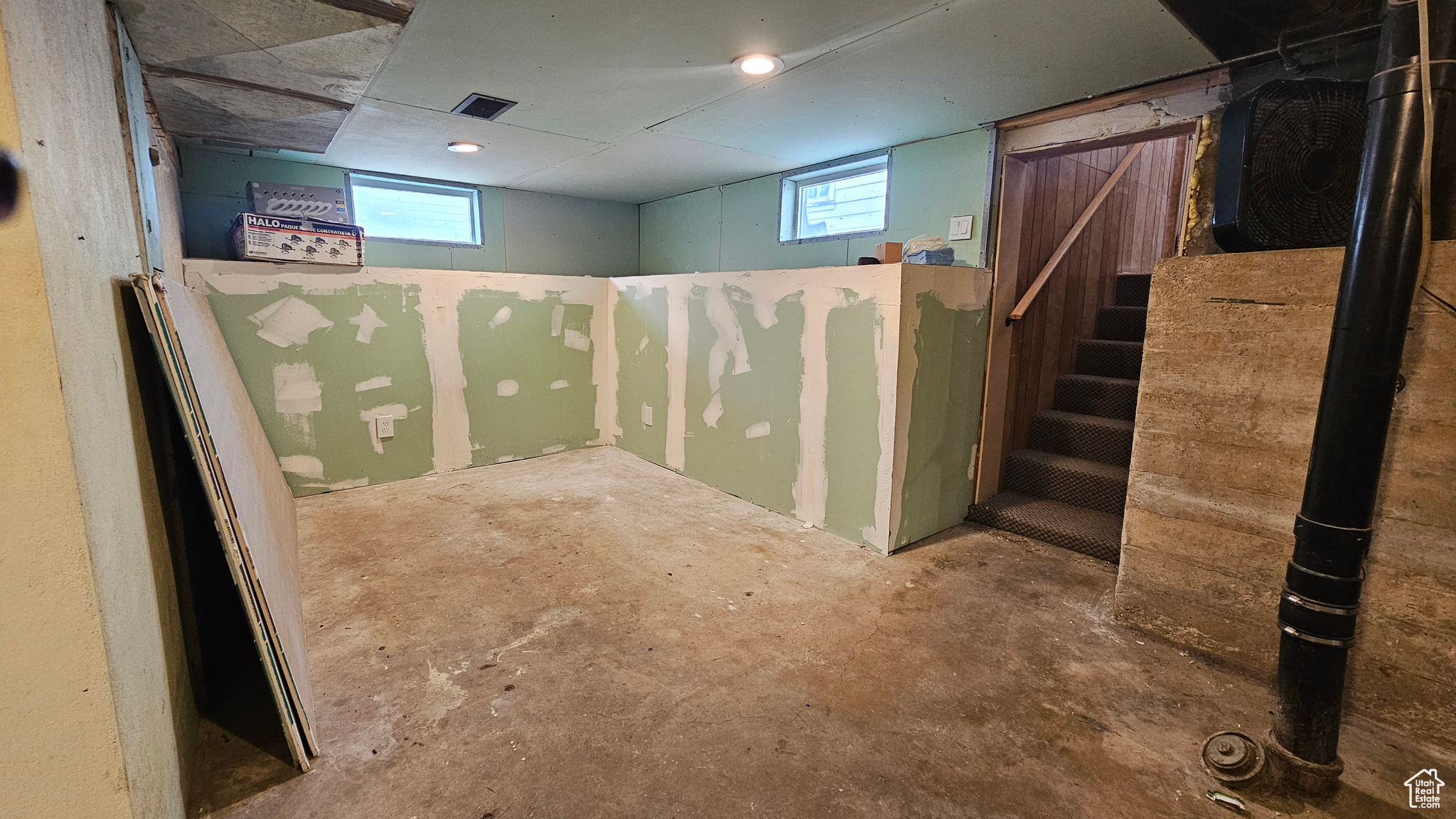 INTERNATIONAL SUB - Residential