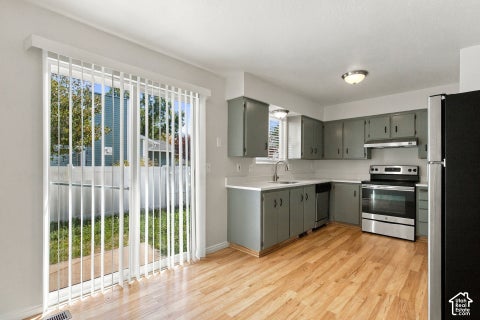Tiny photo for 1493 S 500 E, Kaysville, UT 84037 (MLS # 2188798)