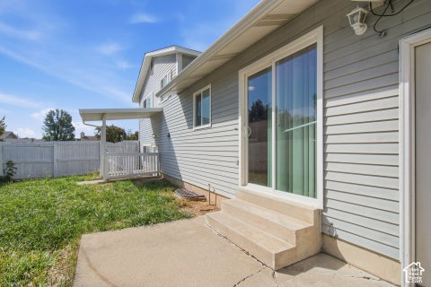 Tiny photo for 1493 S 500 E, Kaysville, UT 84037 (MLS # 2188798)