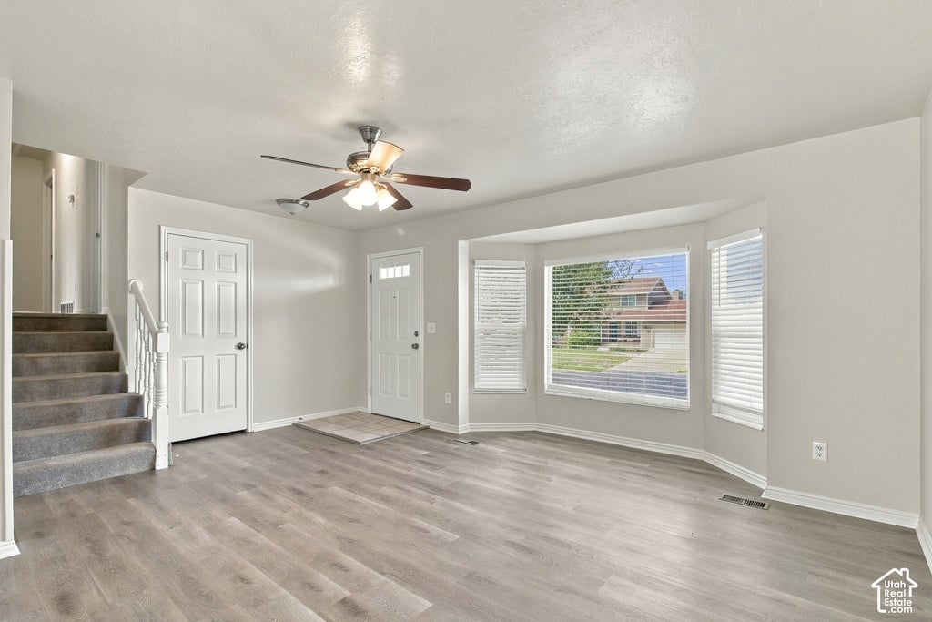 Photo of 1493 S 500 E, Kaysville, UT 84037 (MLS # 2188798)