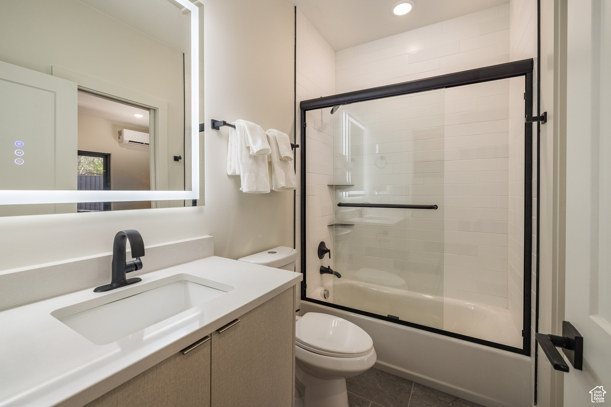 COTTONWOOD CONDOS - Residential