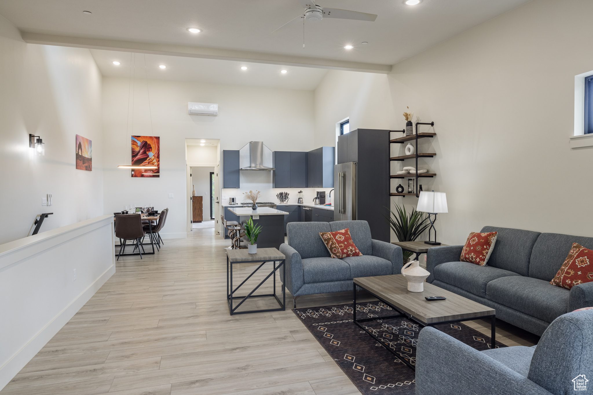 COTTONWOOD CONDOS - Residential