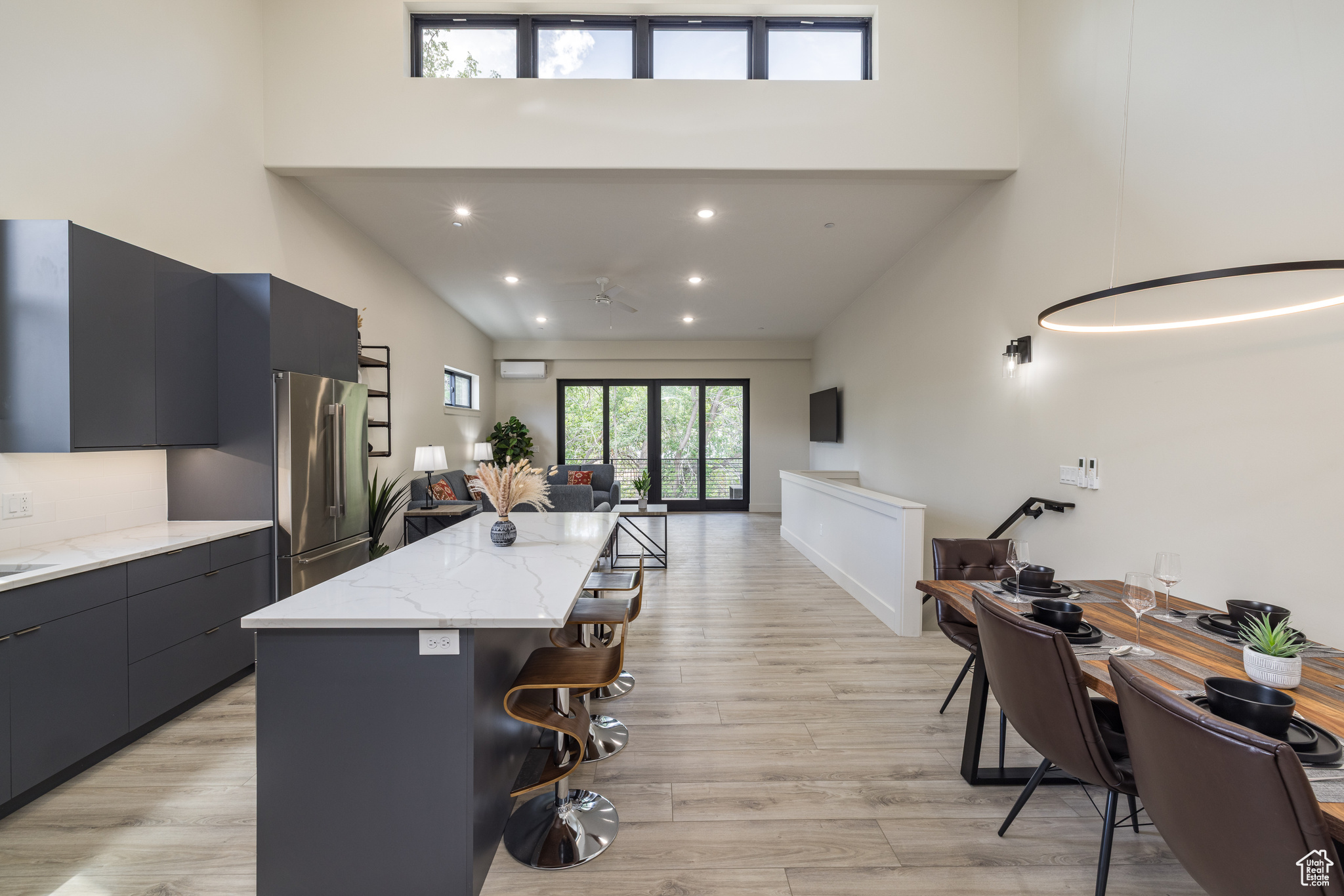 COTTONWOOD CONDOS - Residential