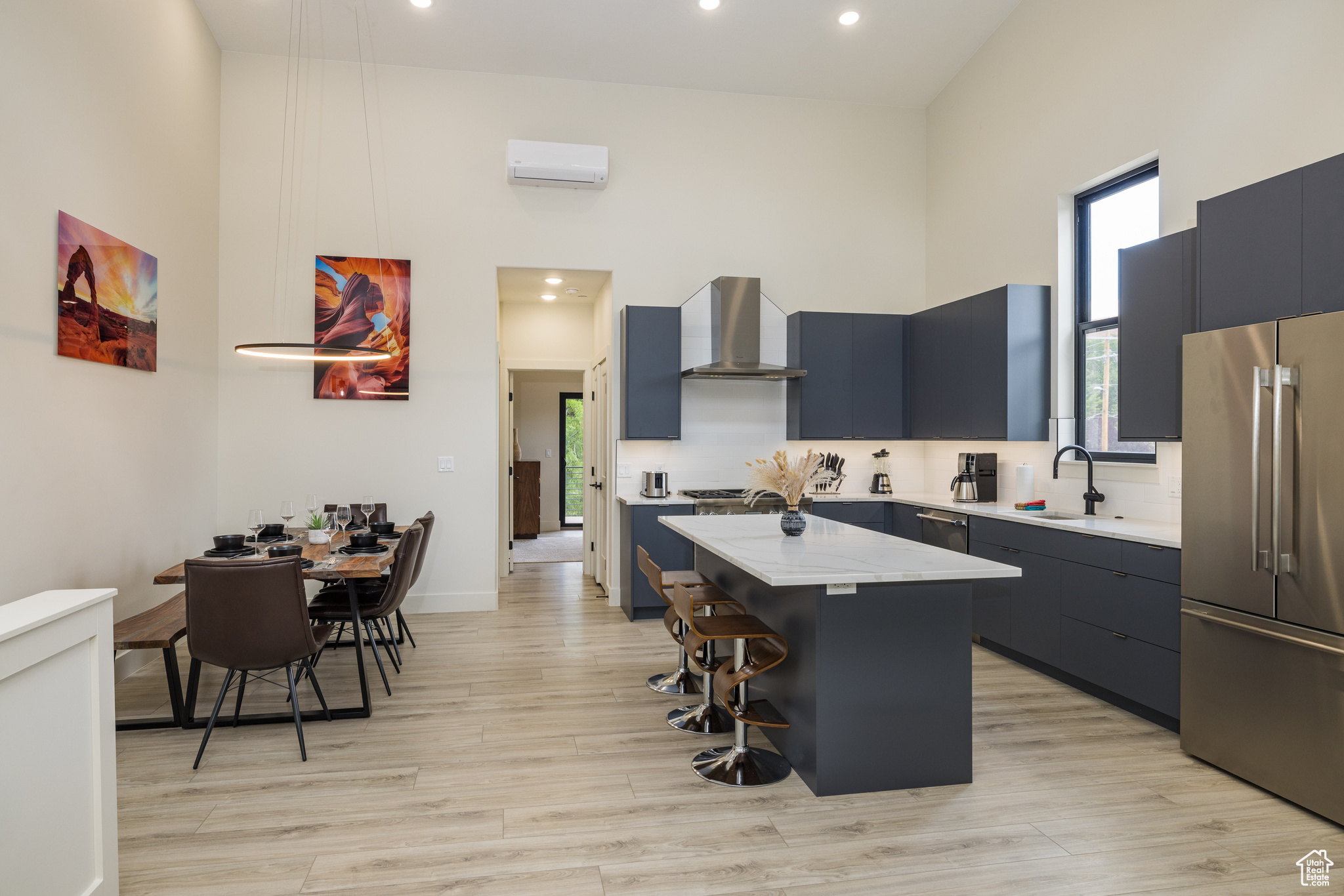 COTTONWOOD CONDOS - Residential