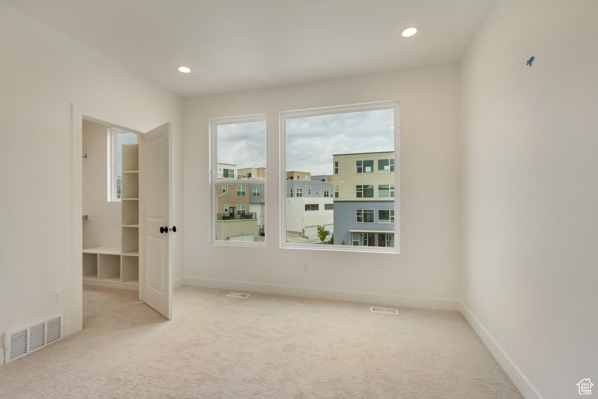 DOWNTOWN DAYBREAK - Residential