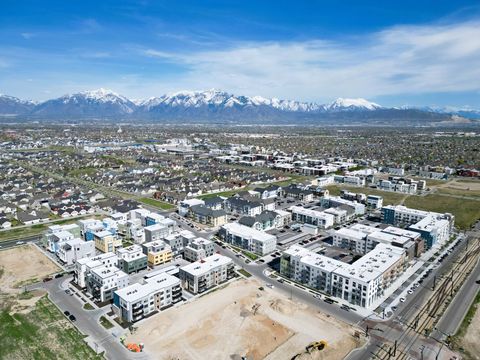 Tiny photo for 10993 S FREESTONE DR W #108, South Jordan, UT 84009 (MLS # 2118183)