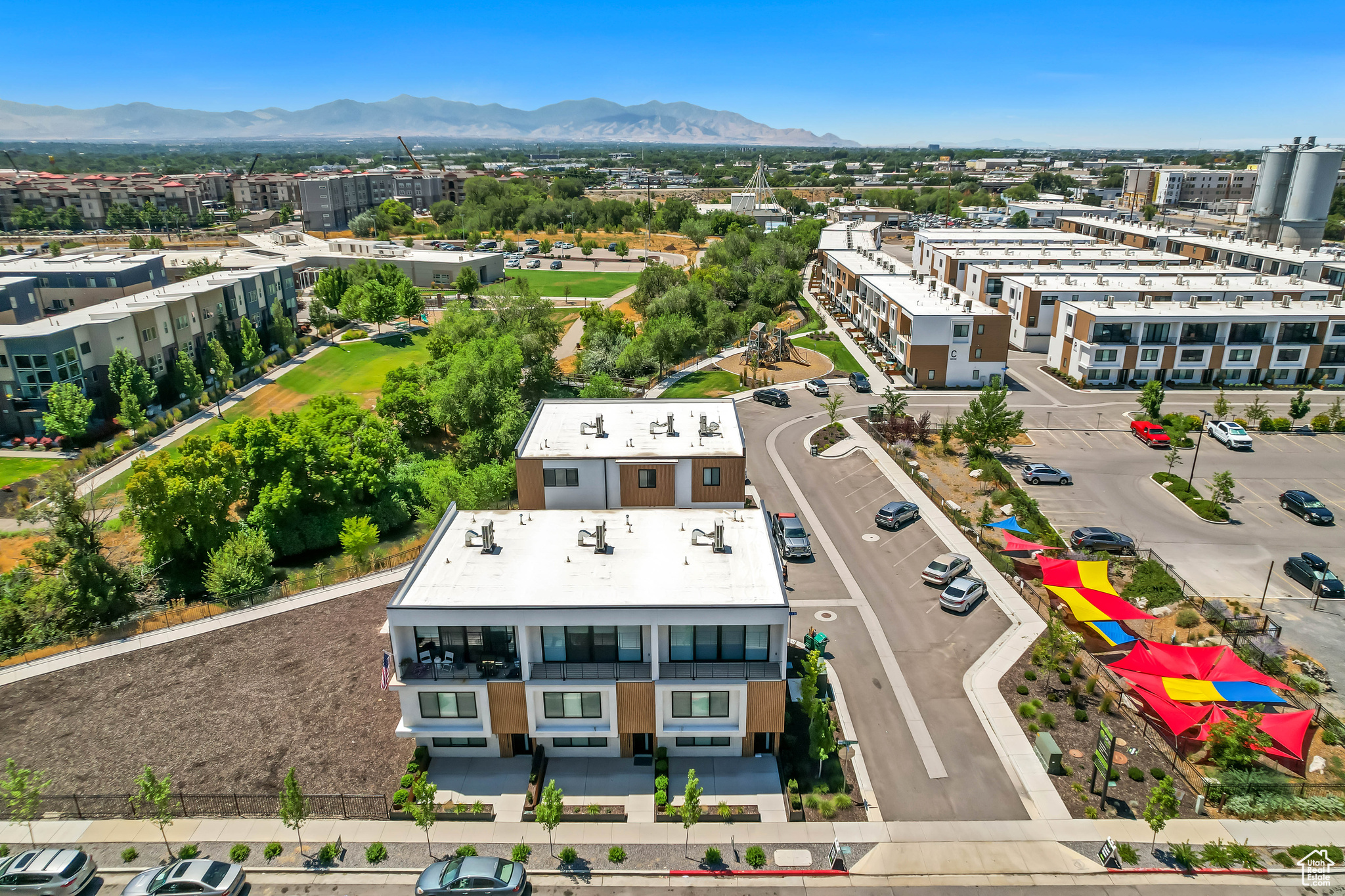 OPUS GREEN - Residential