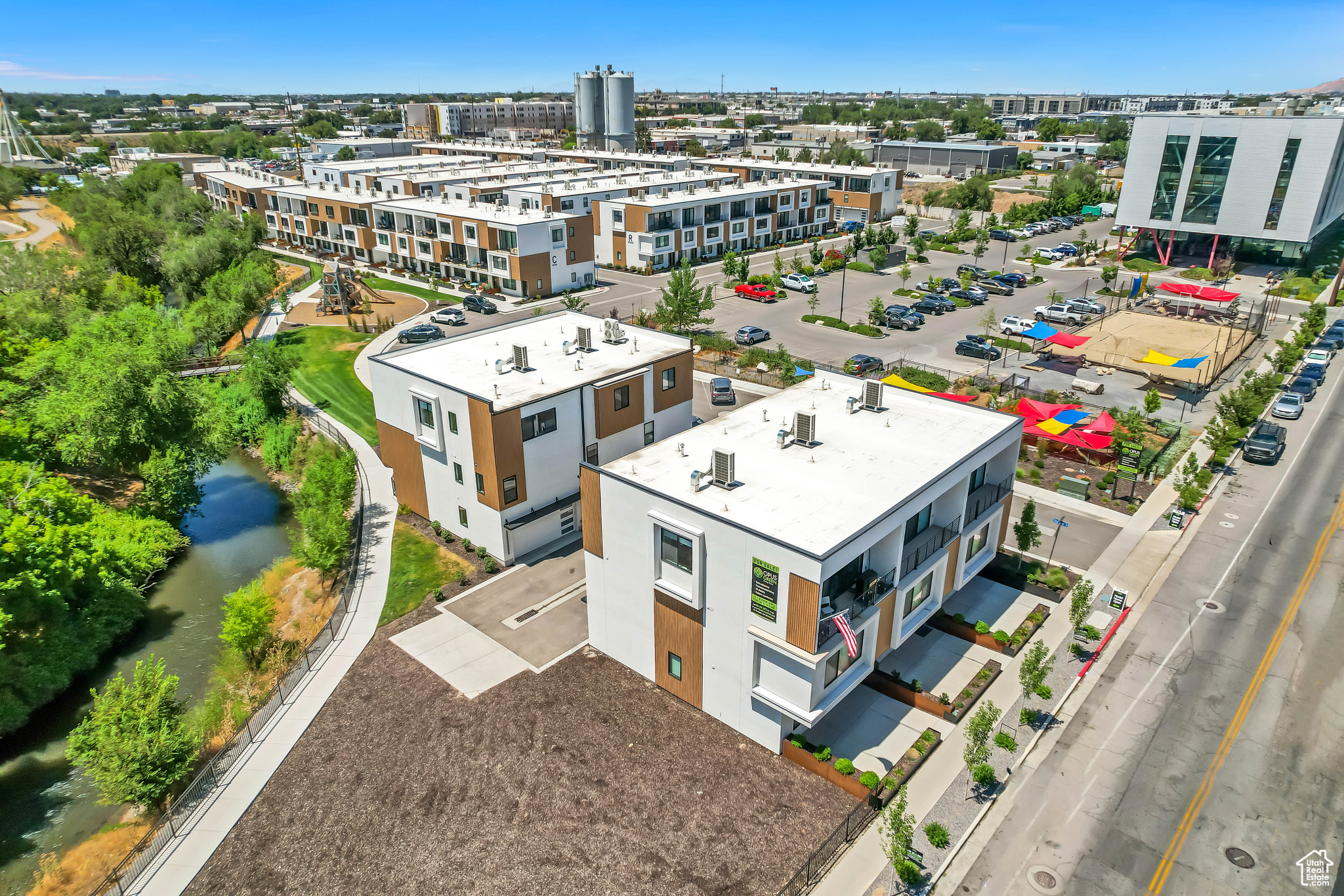 OPUS GREEN - Residential