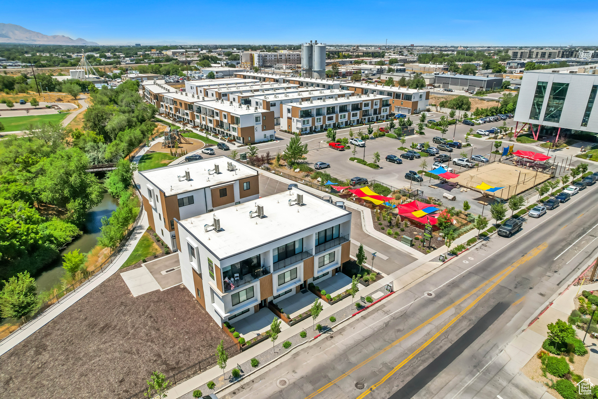 OPUS GREEN - Residential