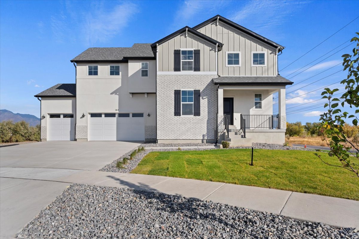 NORTHLAKE MEADOWS - Residential