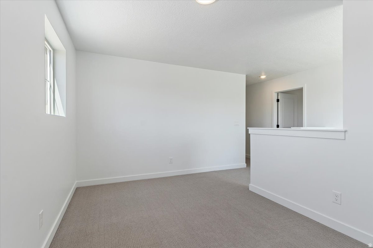 NORTHLAKE MEADOWS - Residential