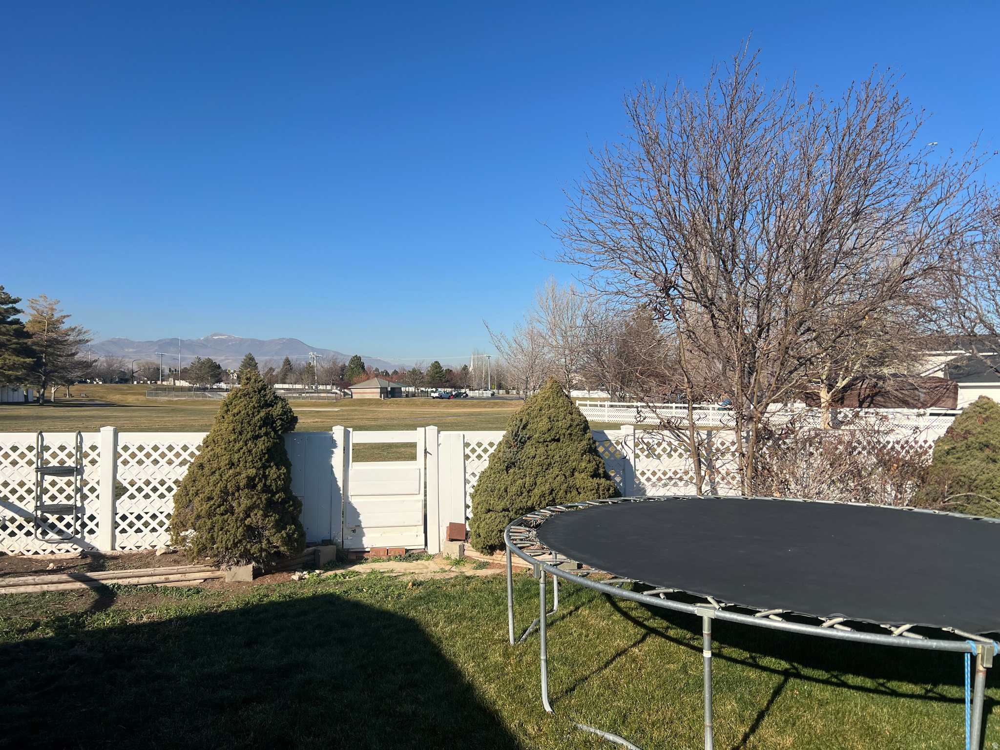 ROSE CREEK - Residential