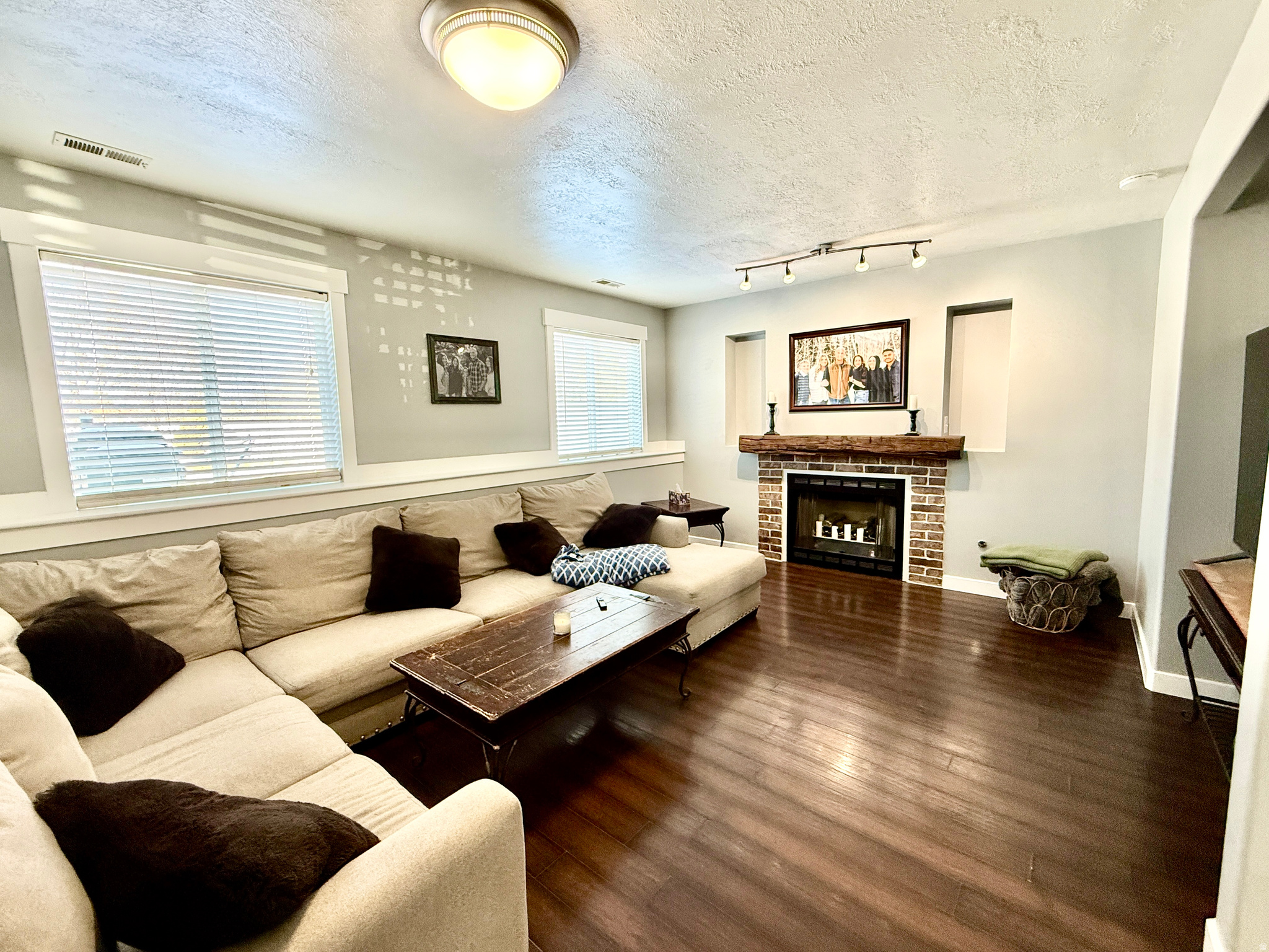 ROSE CREEK - Residential