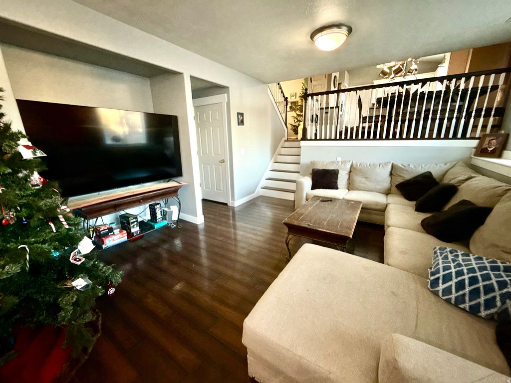 Photo of 5870 COLT HOLLOW CT, Herriman, UT 84096 (MLS # 2128177)