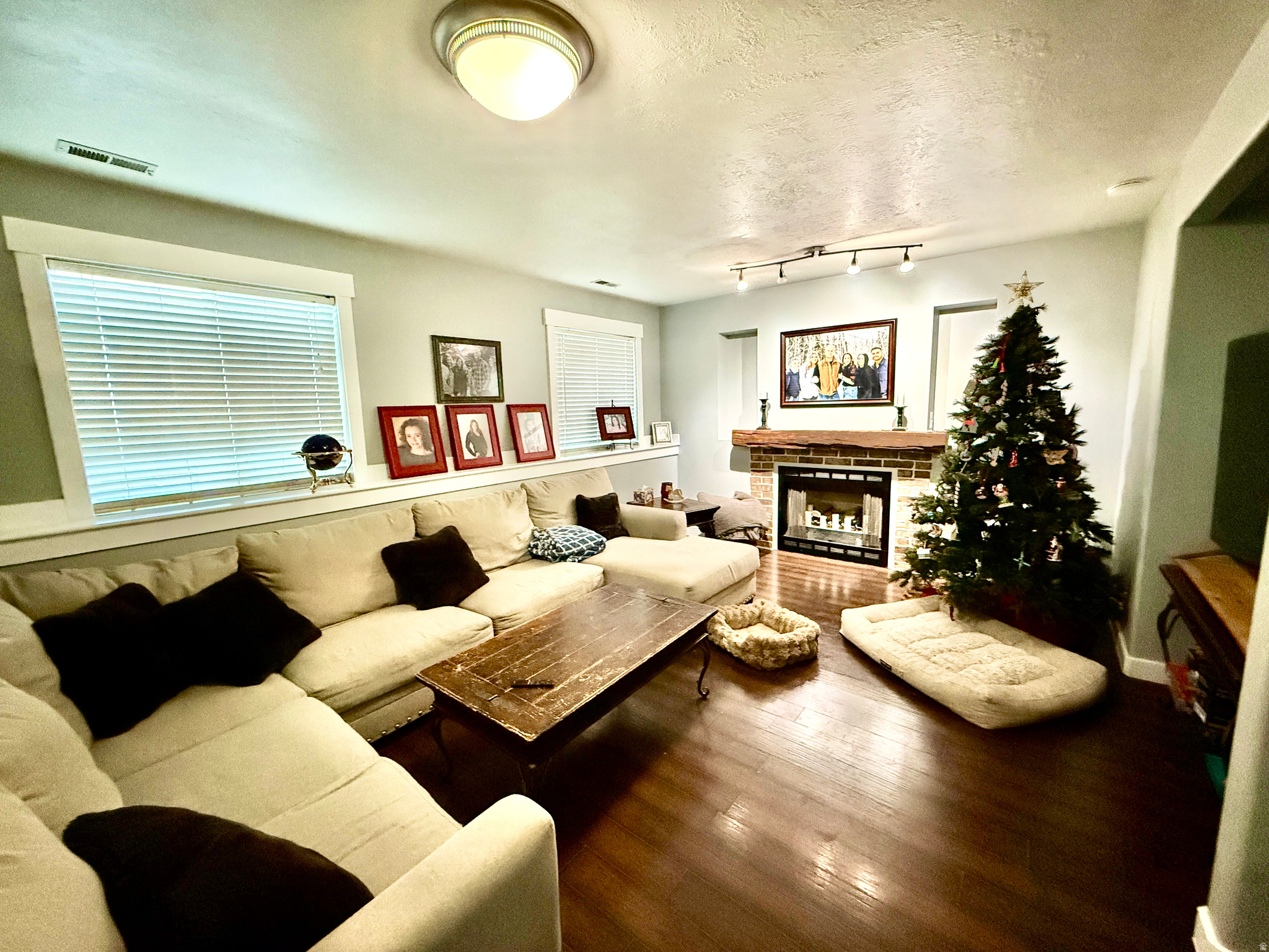 ROSE CREEK - Residential