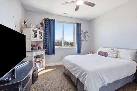 Tiny photo for 3694 S 4975 W, West Haven, UT 84401 (MLS # 2145011)