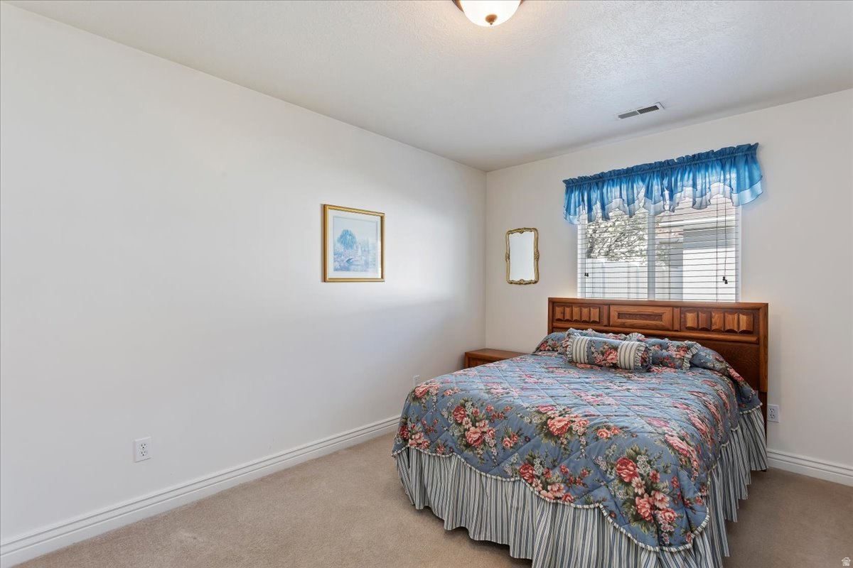 COTTAGES AT COLONIAL SPRINGS - Residential