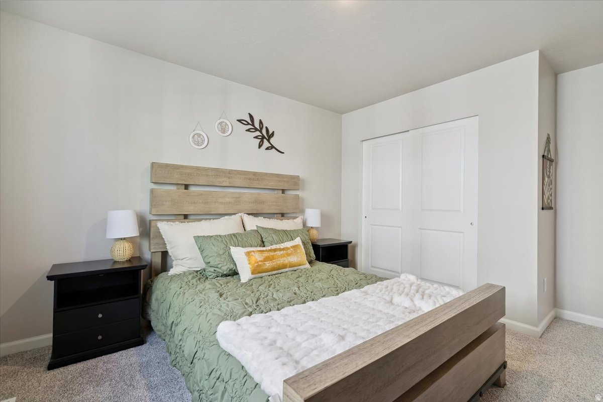 OQUIRRH MOUNTAIN RANCH - Residential