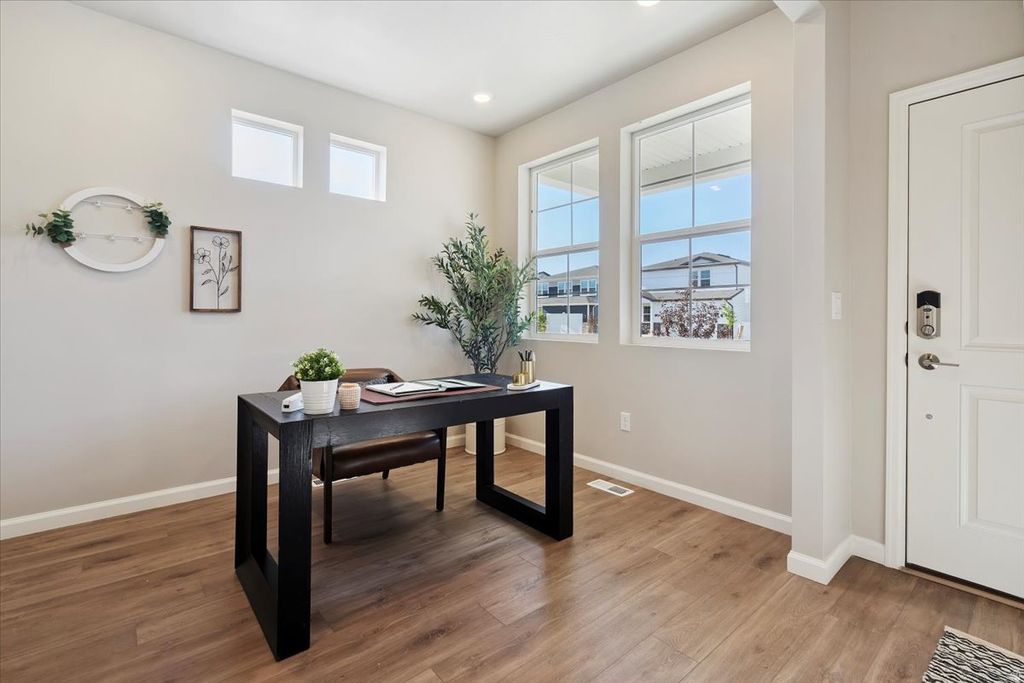 Photo of 7058 N SANDSTONE WAY, Eagle Mountain, UT 84005 (MLS # 2149663)