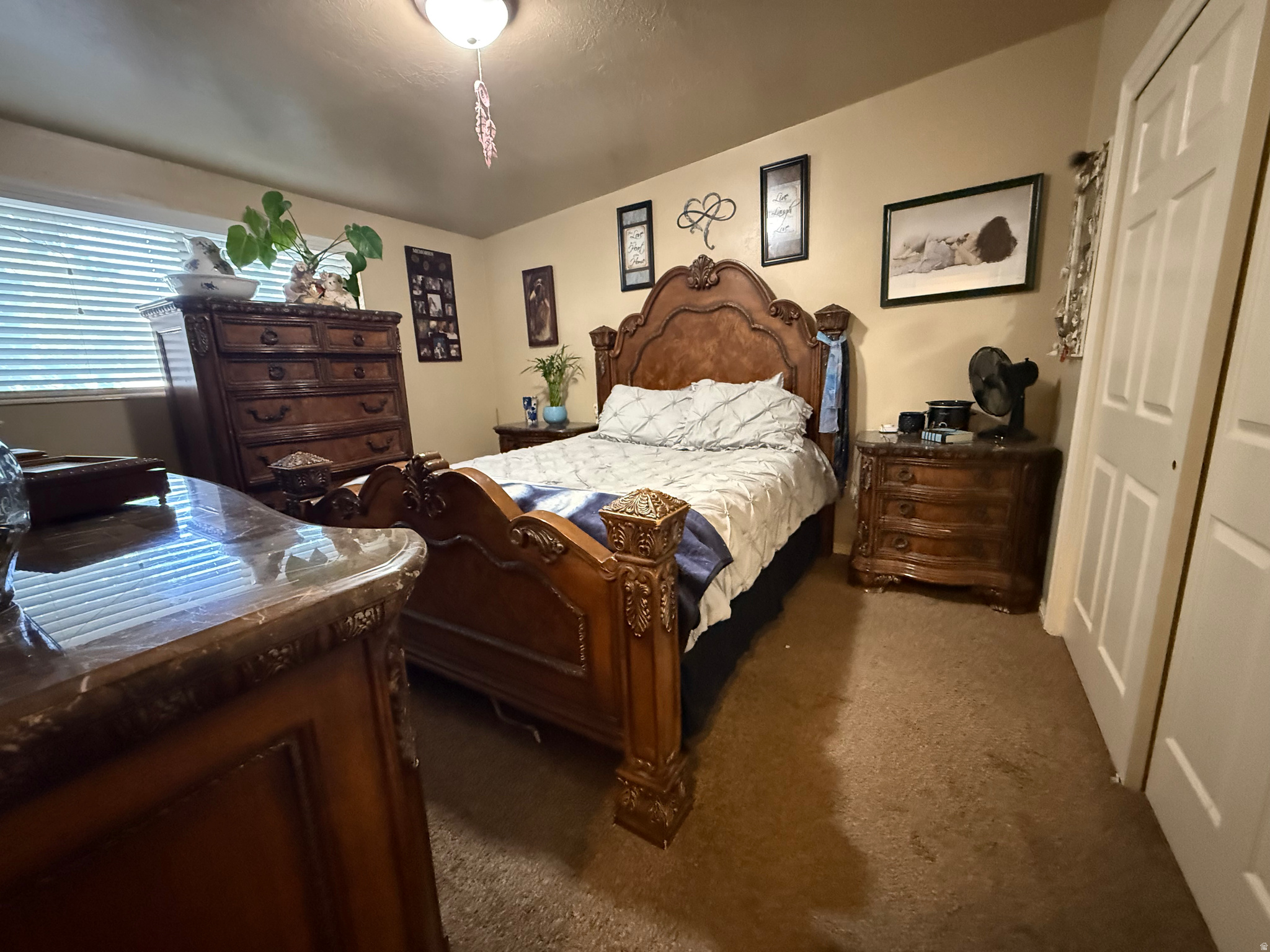 ASHWOOD CONDOMINIUMS - Residential