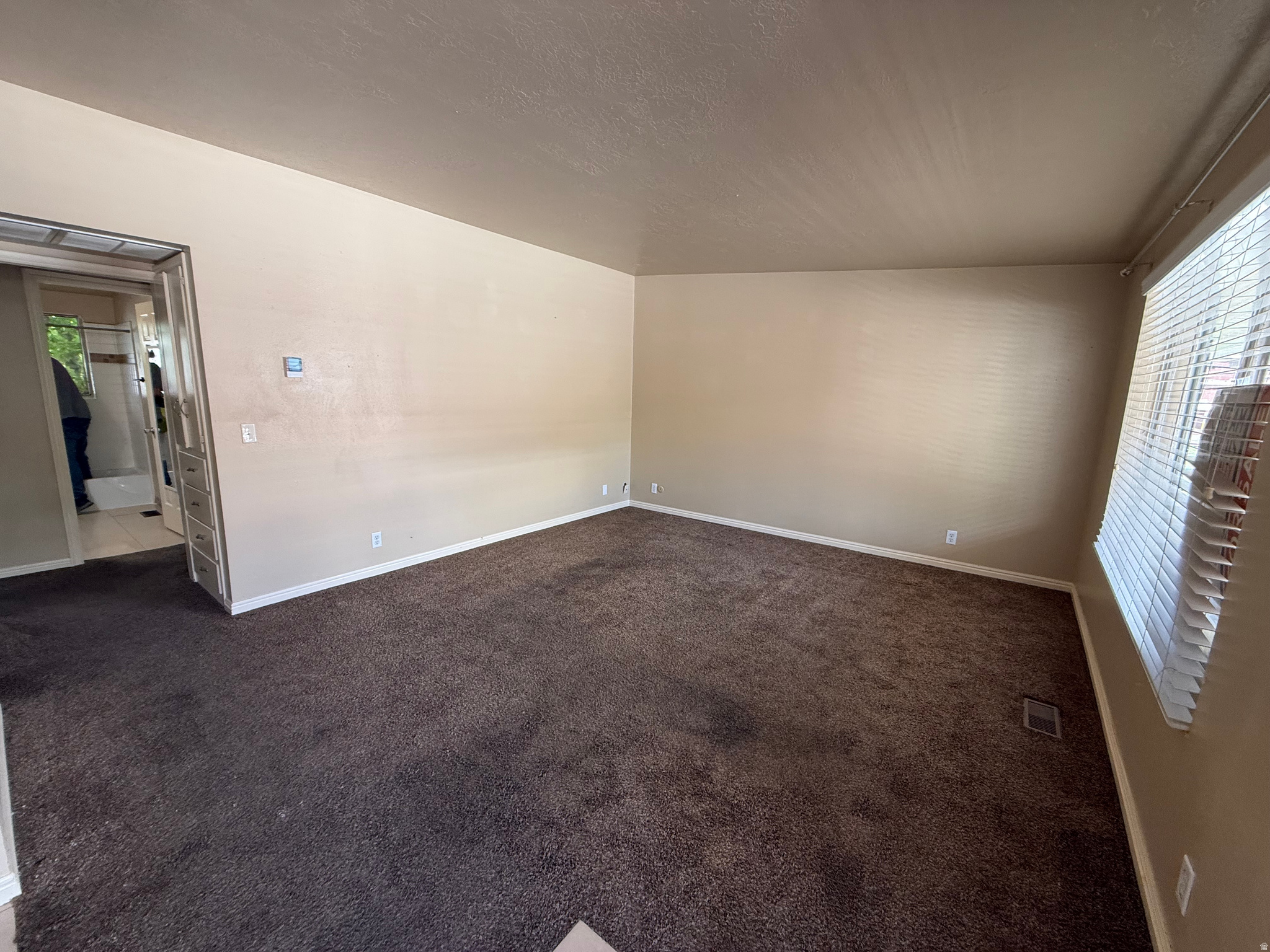 ASHWOOD CONDOMINIUMS - Residential