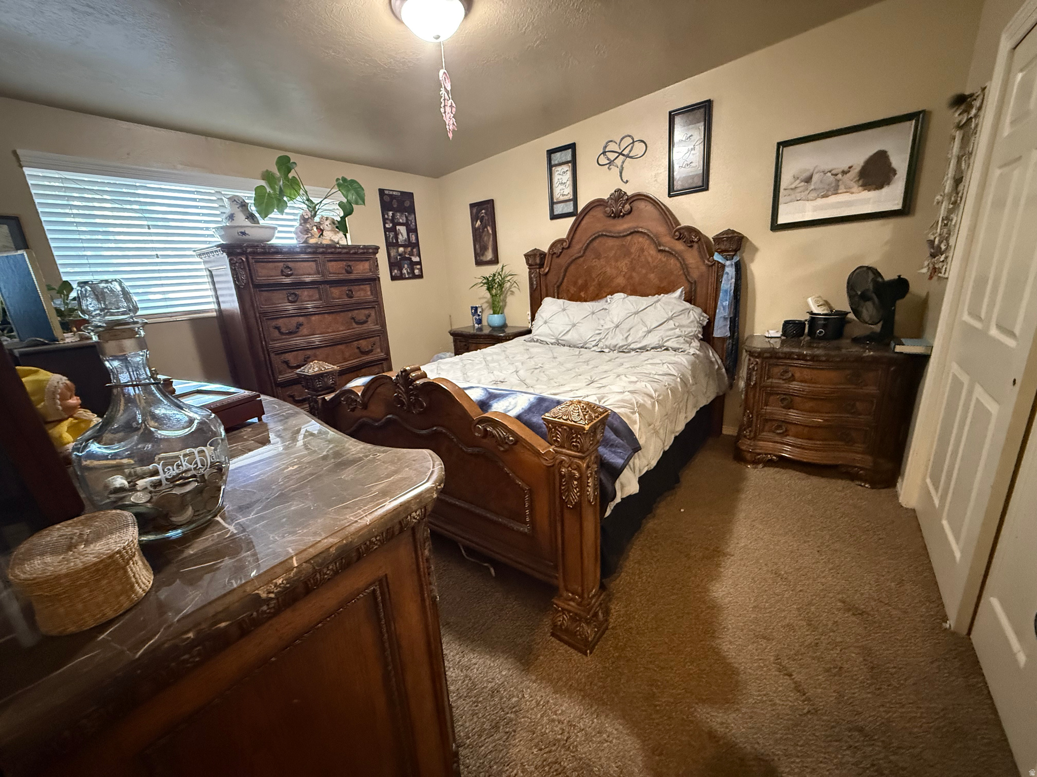 ASHWOOD CONDOMINIUMS - Residential