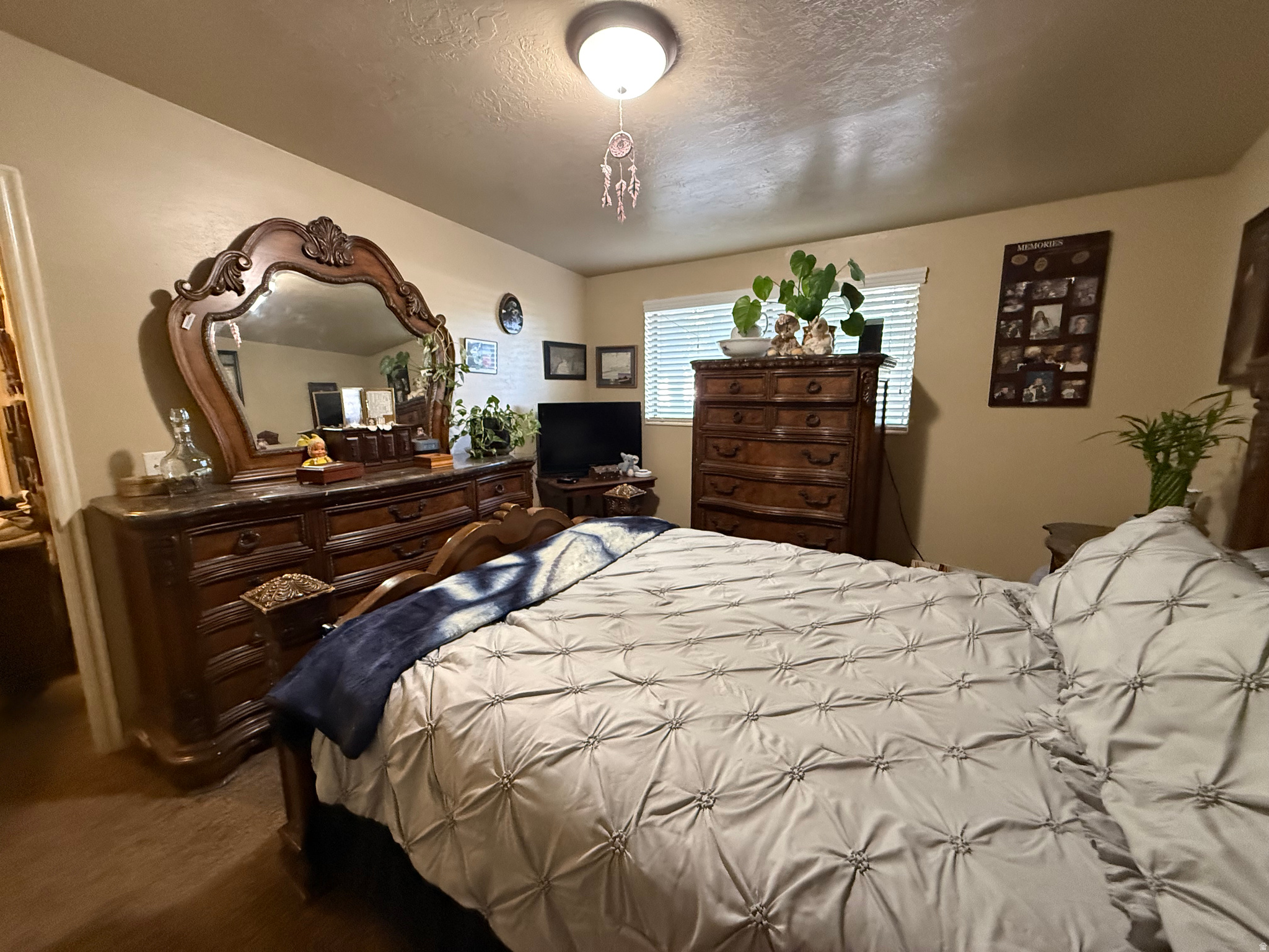 ASHWOOD CONDOMINIUMS - Residential