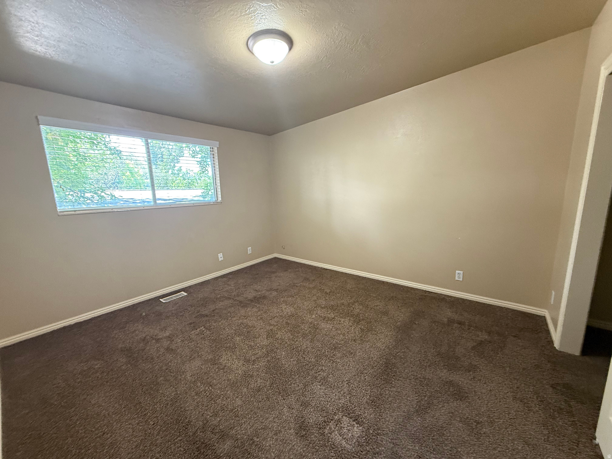 ASHWOOD CONDOMINIUMS - Residential