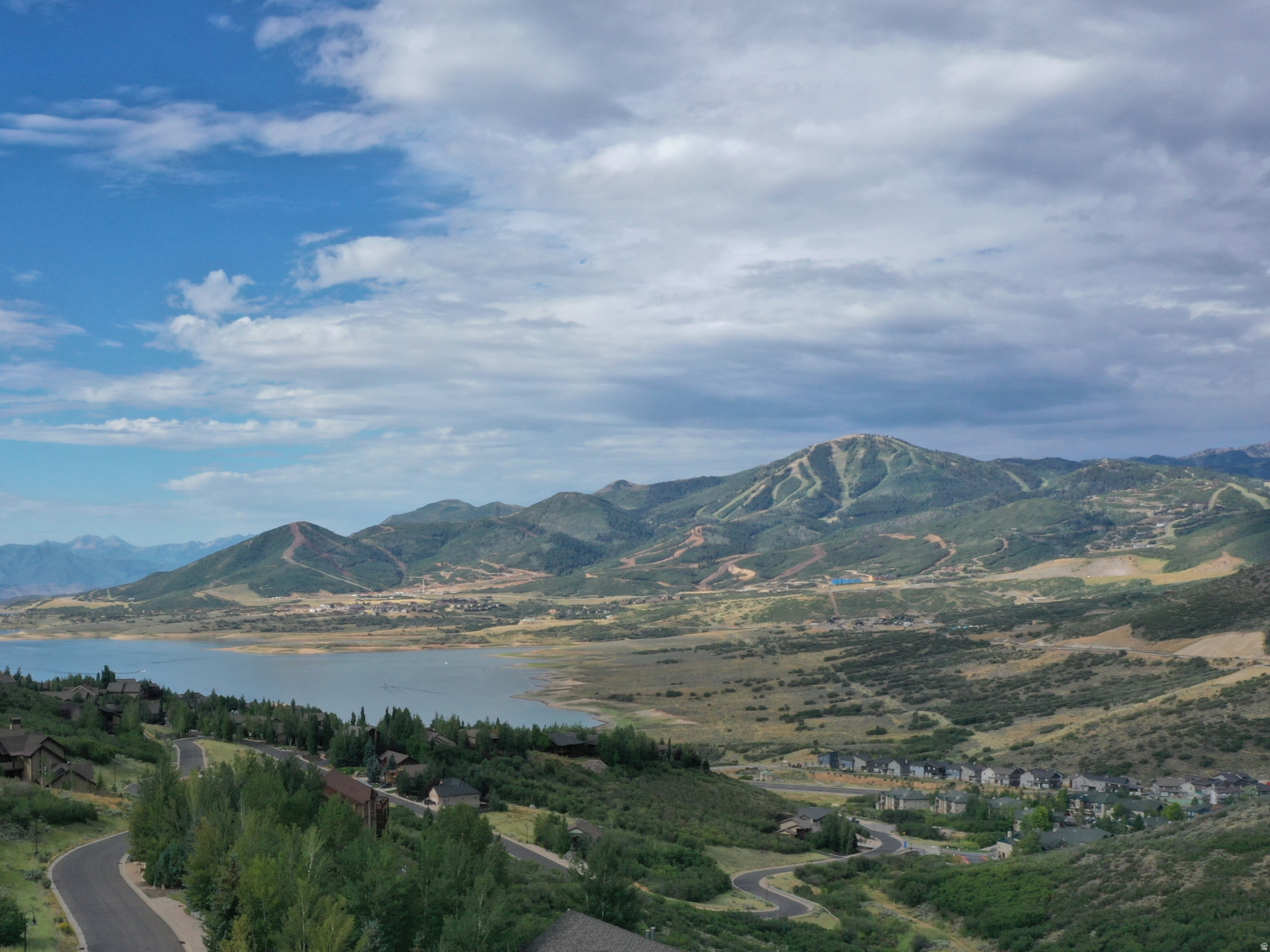 DEER MOUNTAIN - Residential