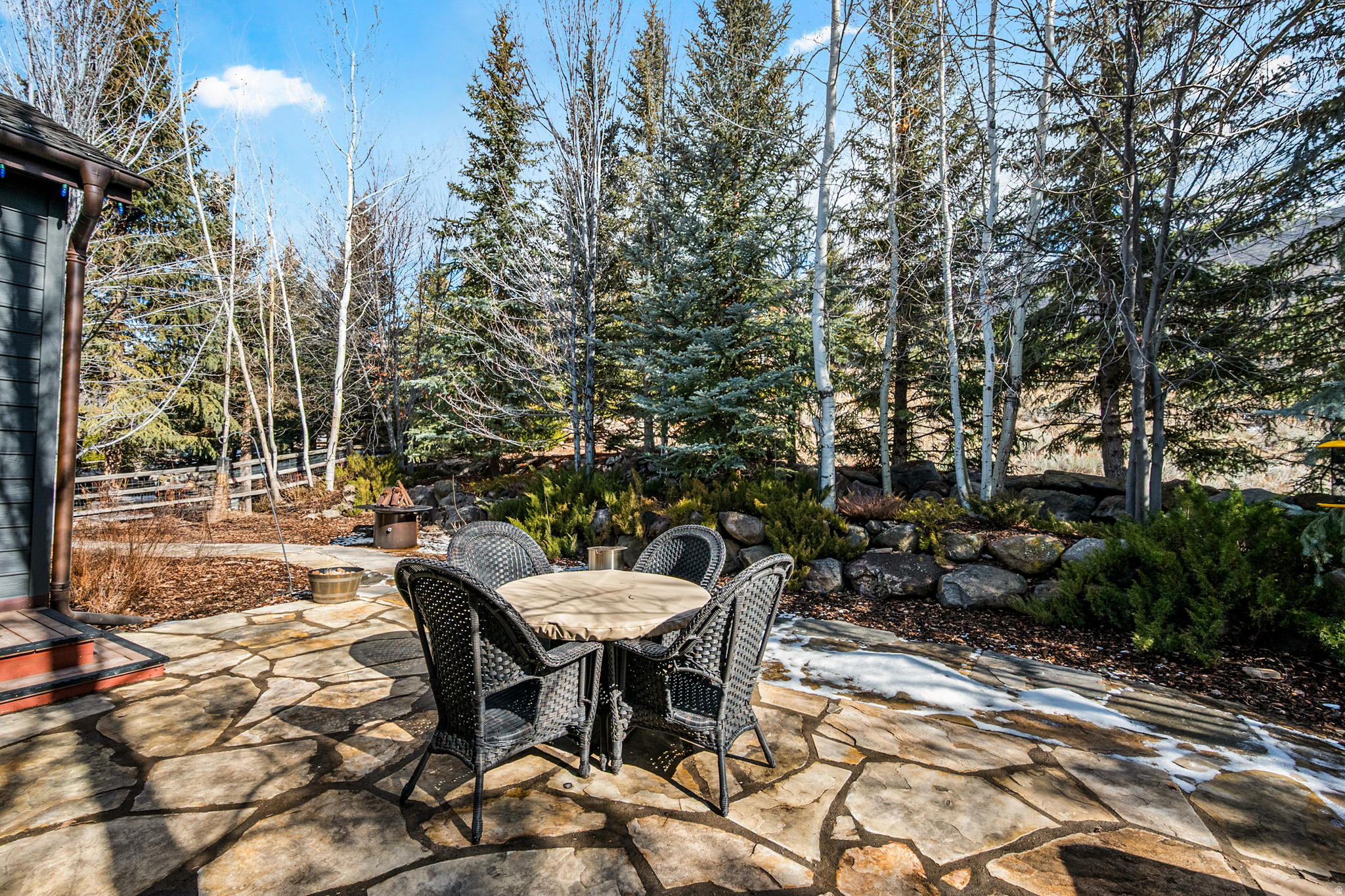 DEER MOUNTAIN - Residential