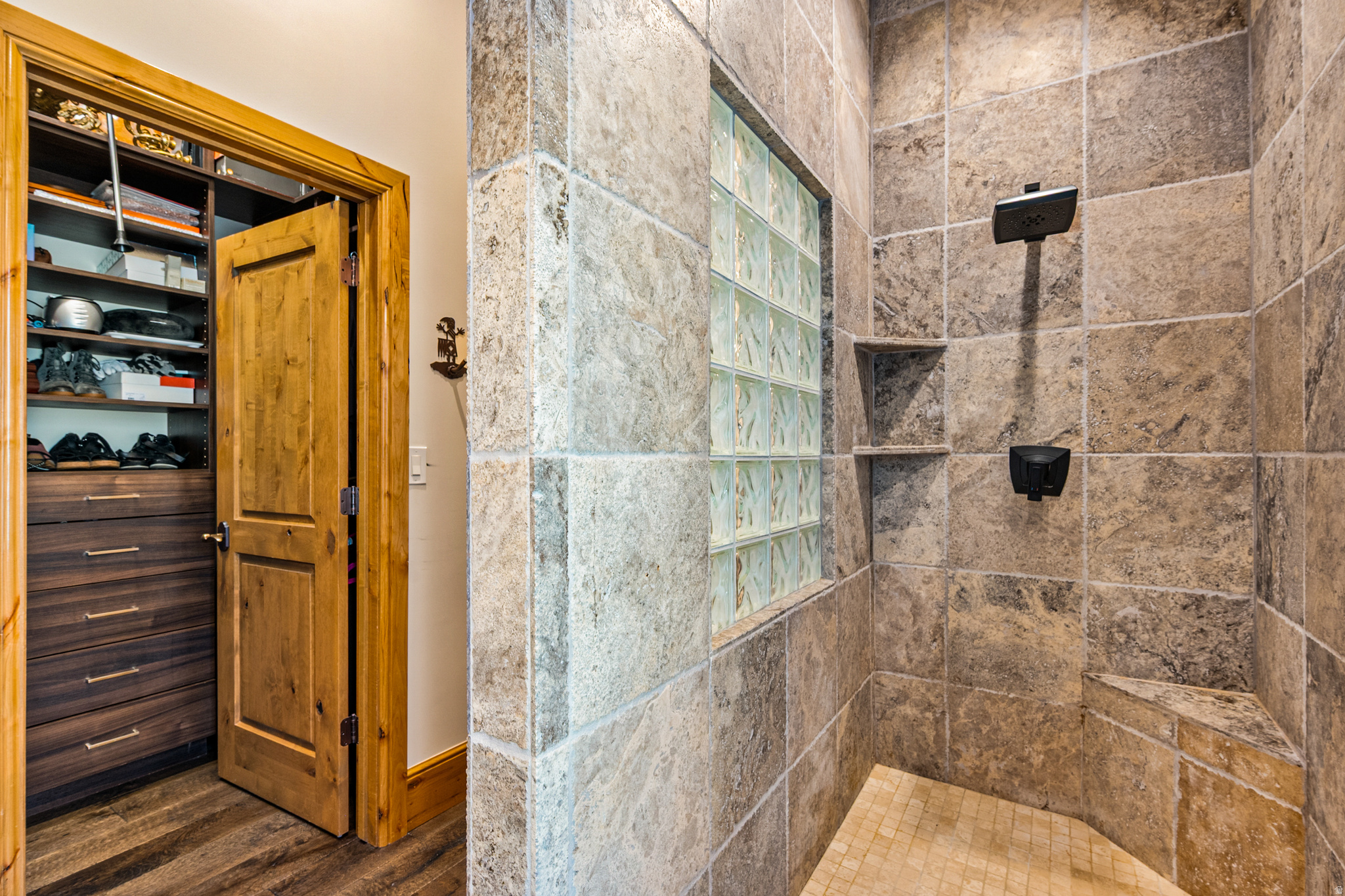 DEER MOUNTAIN - Residential