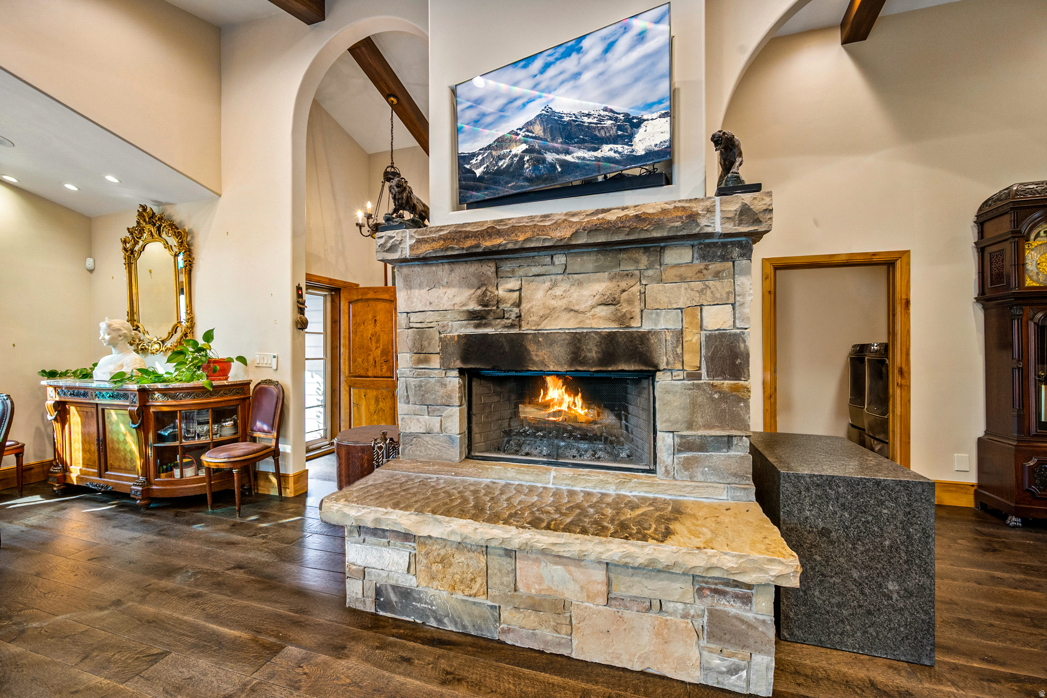 DEER MOUNTAIN - Residential