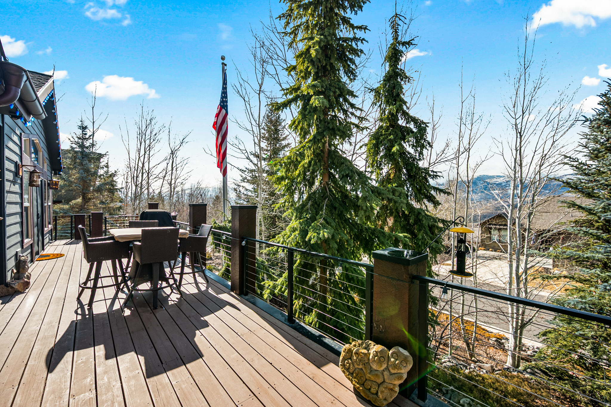 DEER MOUNTAIN - Residential