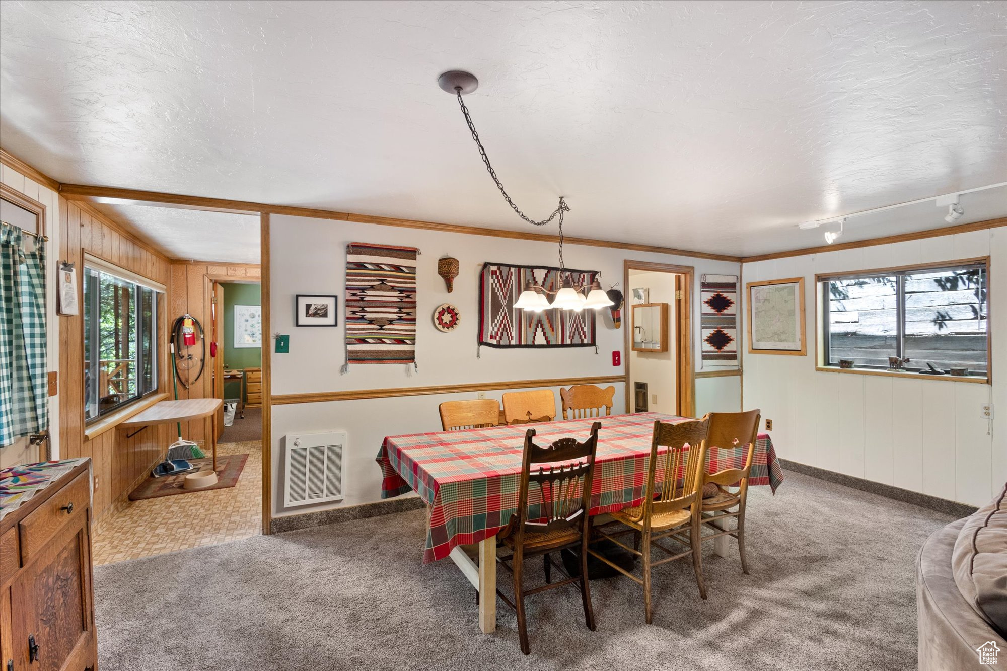 MOUNT AIRE - Residential