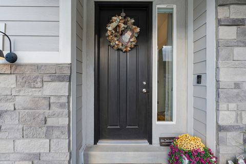 Tiny photo for 7404 N GOLDEN SUMMIT DR, Eagle Mountain, UT 84005 (MLS # 2114830)