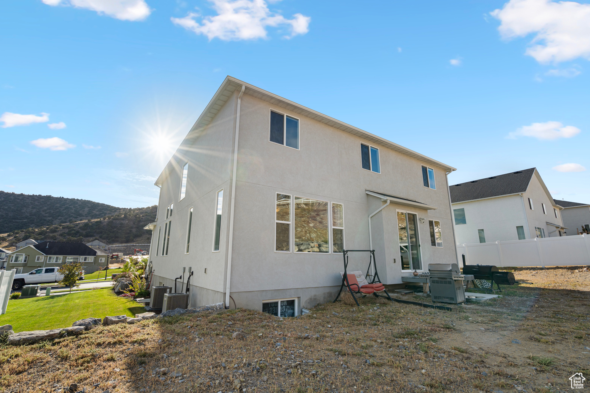 RIDGE - Residential