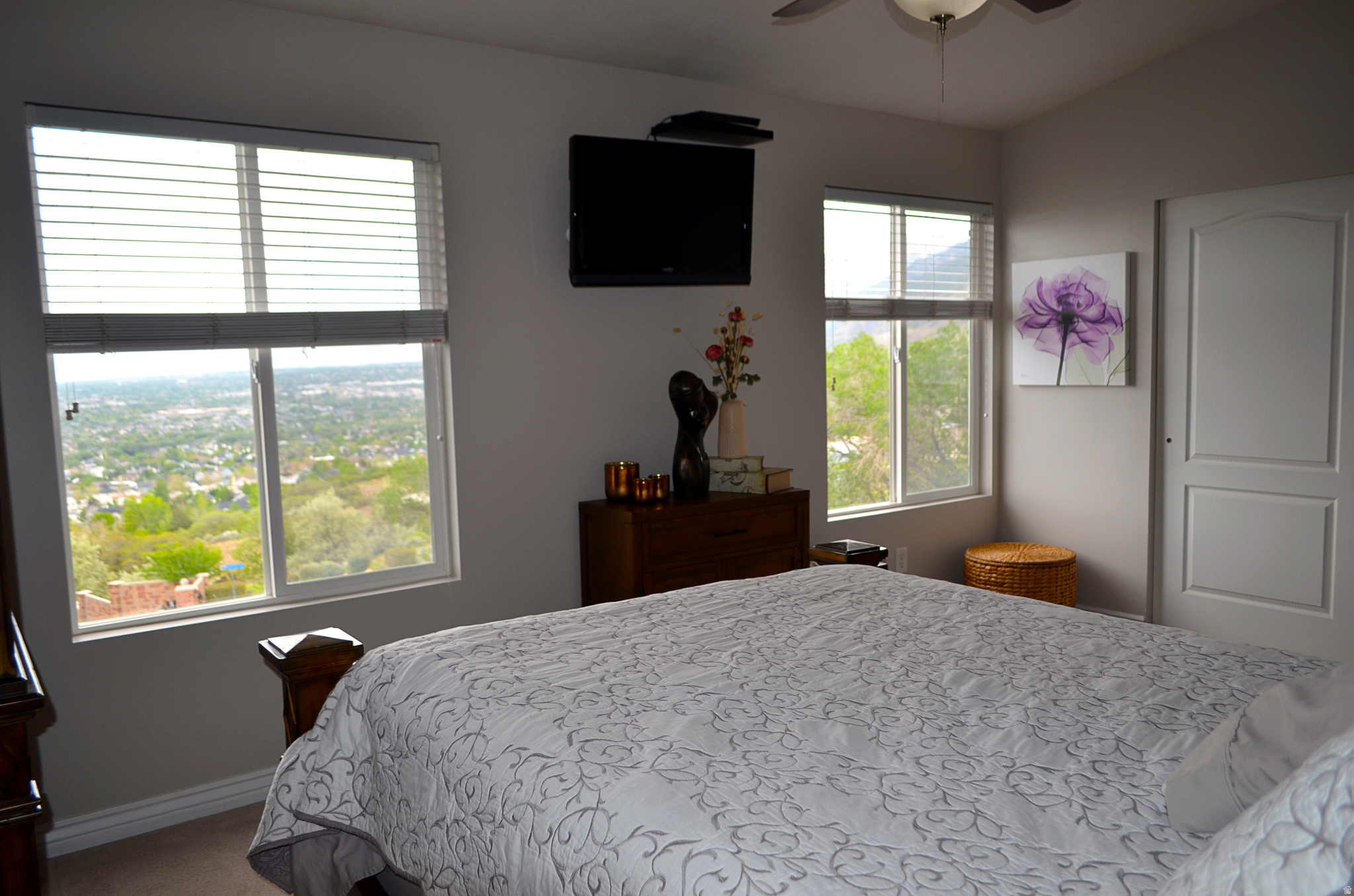 CASTLEHILL TOWNHOMES PH 2 - Residential