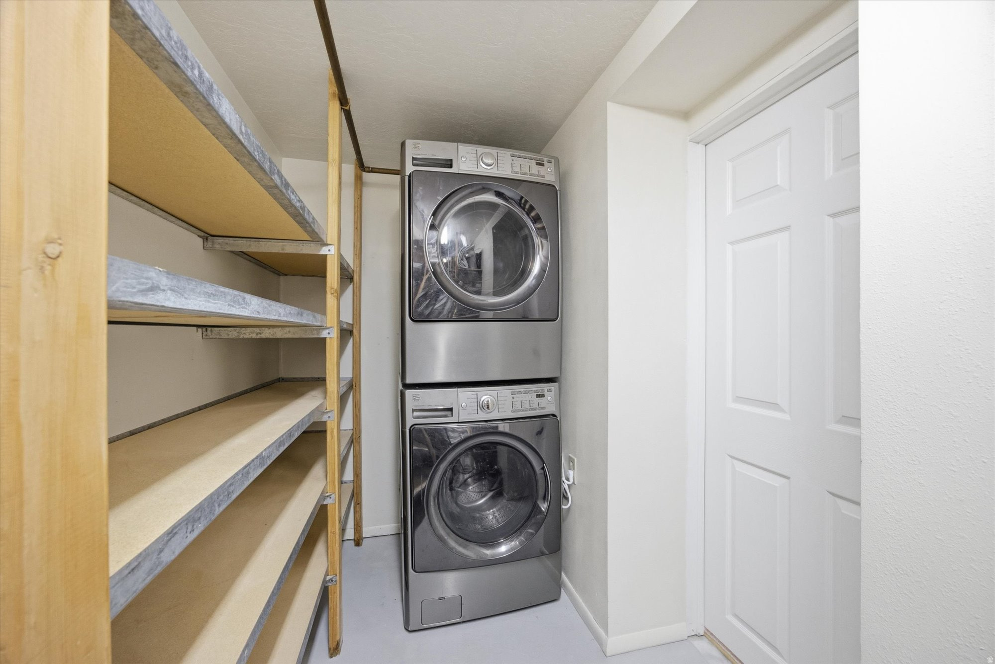 SHADY ACRES - Residential