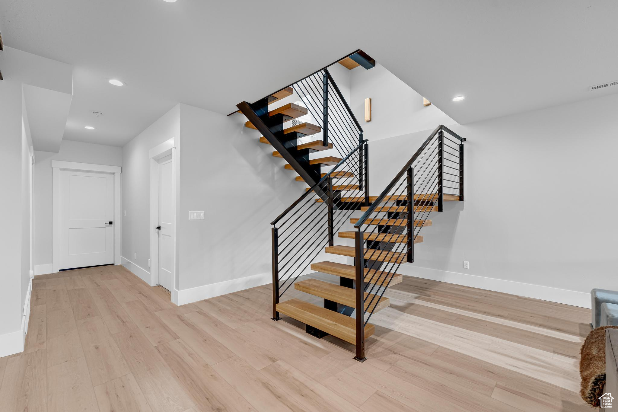 TRAVERSE MOUNTAIN MA - Residential