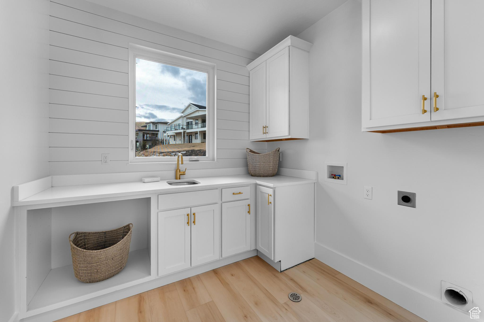 TRAVERSE MOUNTAIN MA - Residential