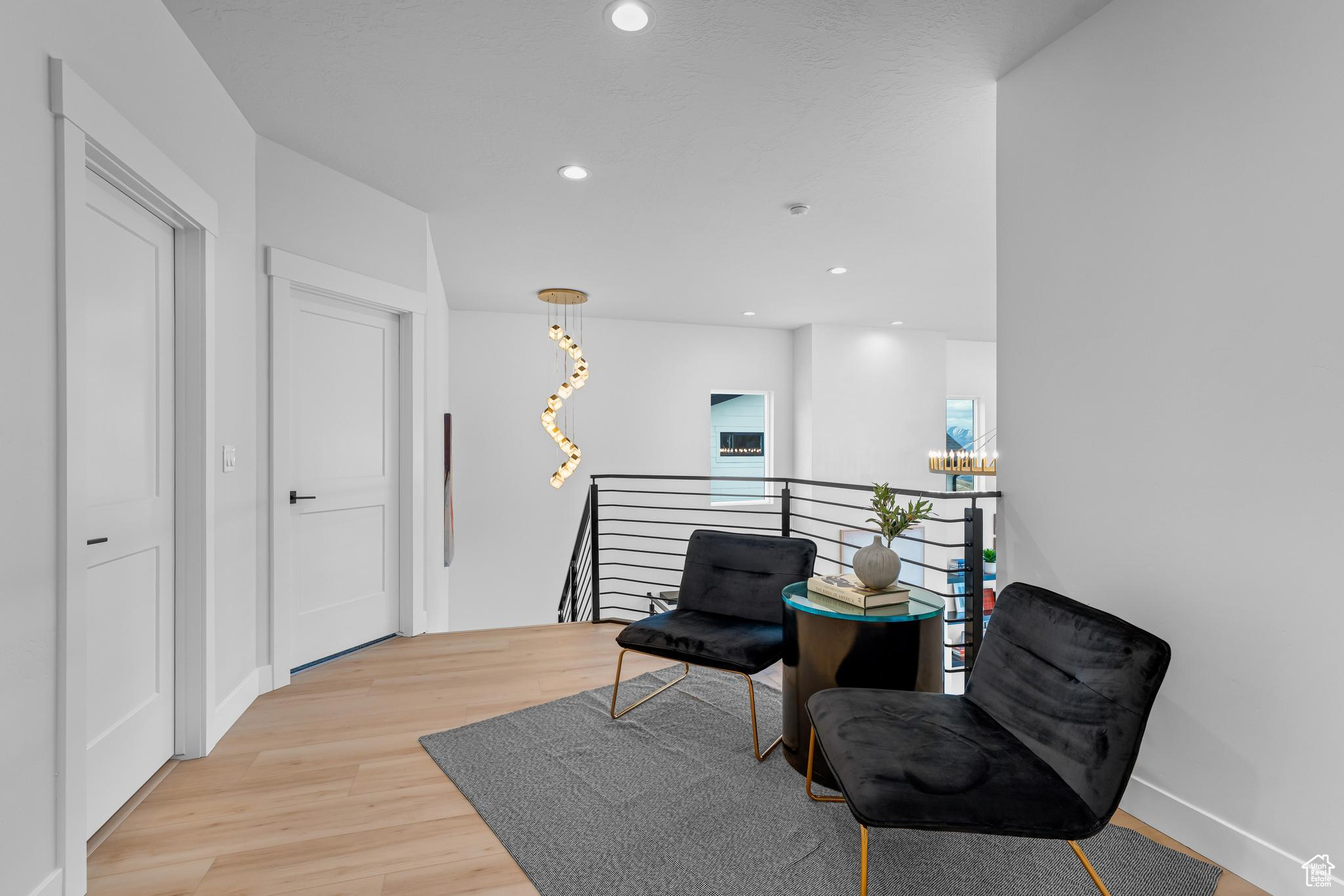 TRAVERSE MOUNTAIN MA - Residential
