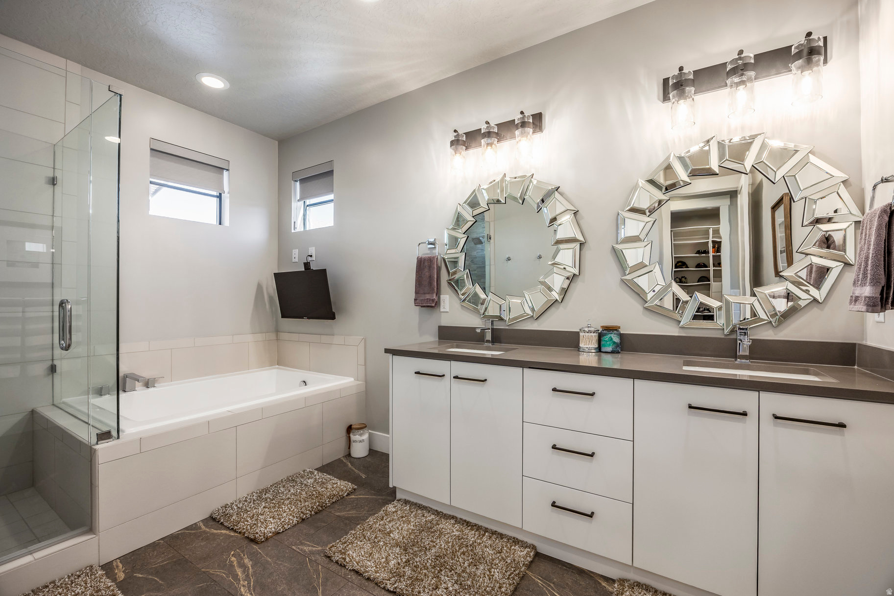 STONE CREEK - Residential