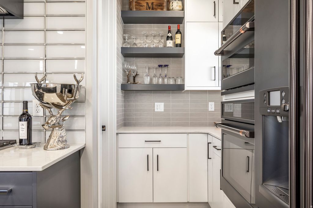 Photo of 814 N 1310 E, Heber City, UT 84032 (MLS # 2119947)